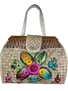 Woven Straw Floral Embroidered Handbag Wood Frame Cottagecore Purse